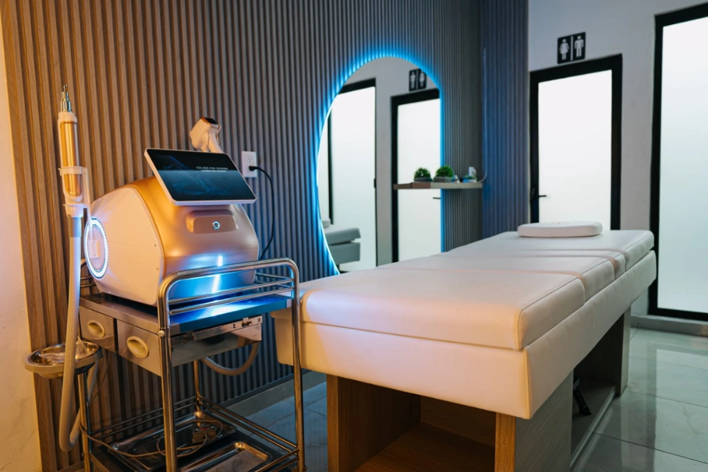 Cabina facial con aparatología